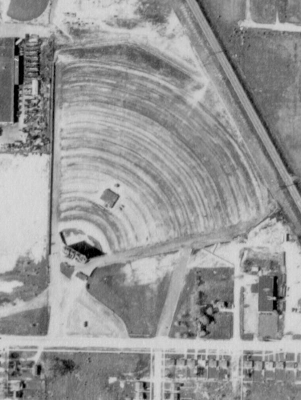 Oak Drive-In Theatre - Old Aerial